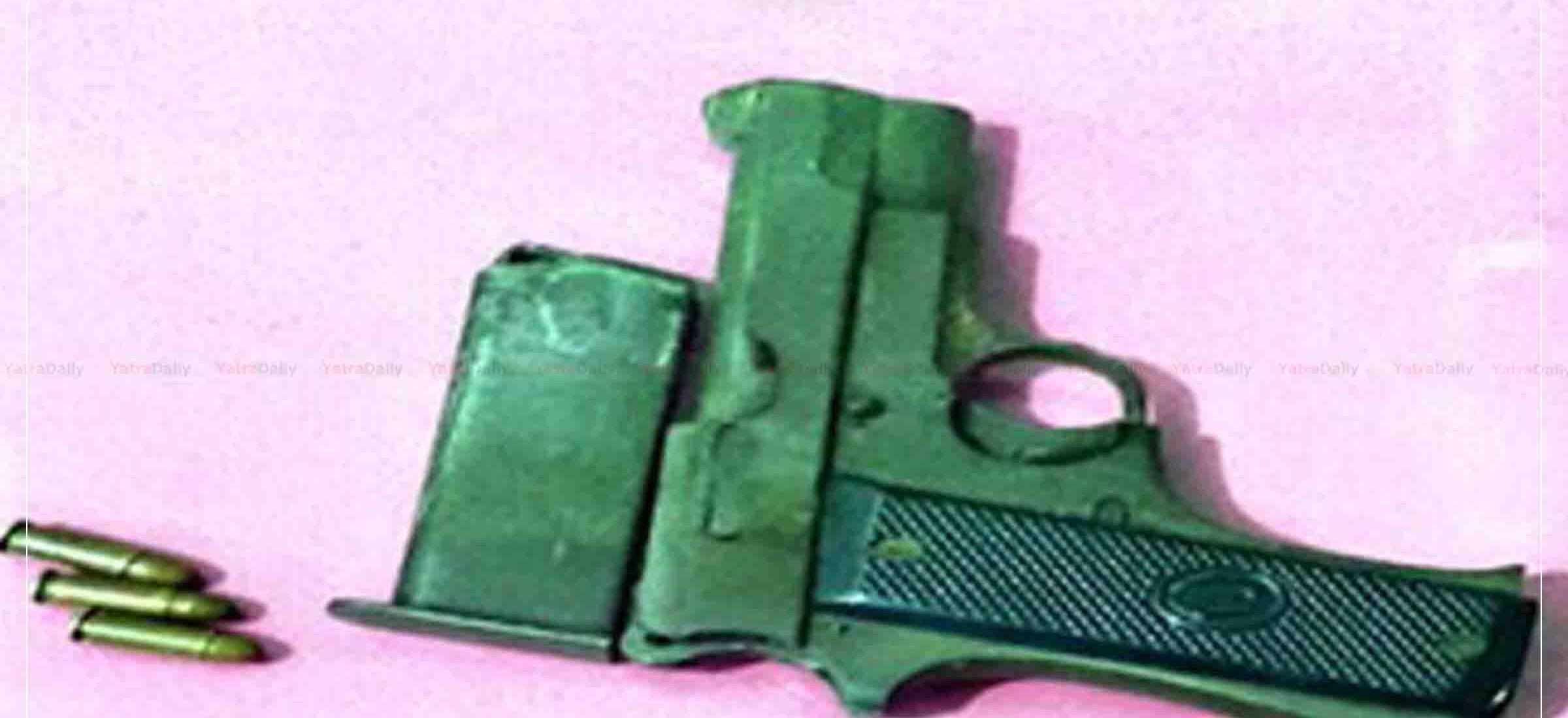 अवैध हतियारसहित सुनसरीबाट दुई जना प्रहरी नियन्त्रणमा