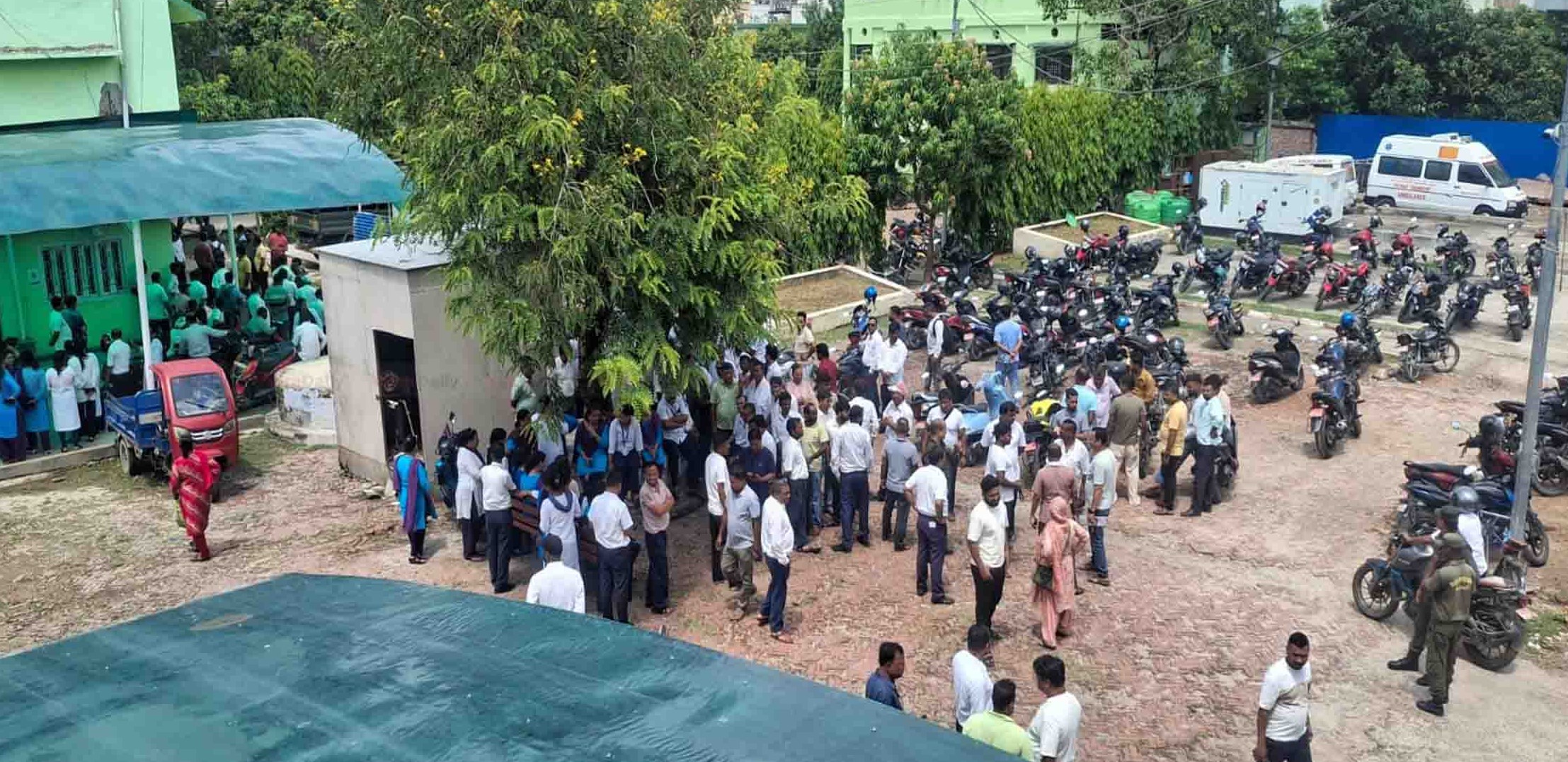 वीरगञ्ज महानगरमा तलब विवाद चर्कियो, लेखा कार्यालयमा तालाबन्दी