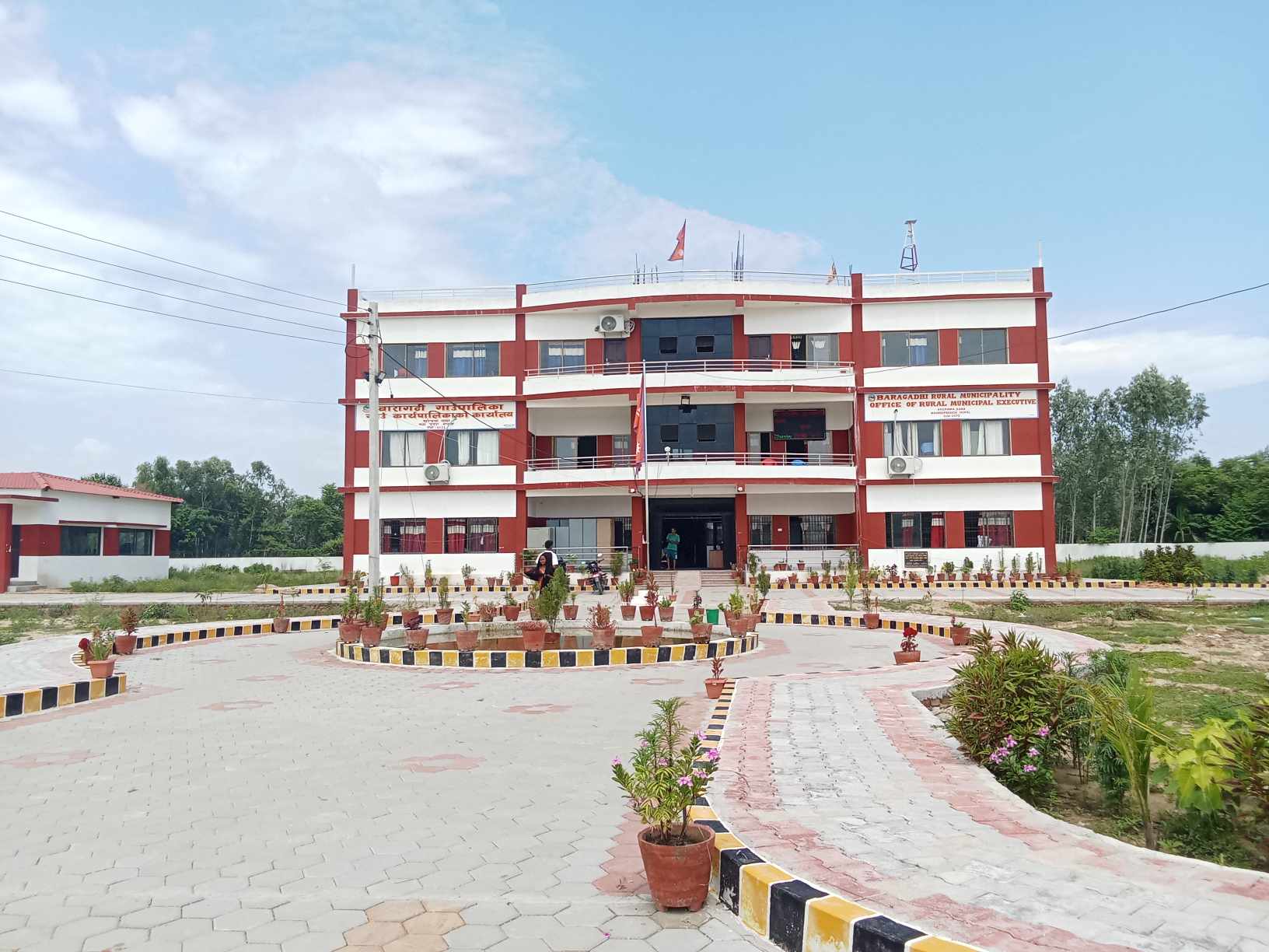 बारागढीका कर्मचारीलाई चेतावनी : सम्पत्ति विवरण नबुझाए ५ हजार रुपैयाँ जरिवाना
