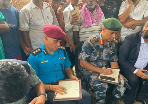 कप्तानगञ्ज घटनाको स्थलगत अध्ययन गर्न छानबिन समिति पुग्यो