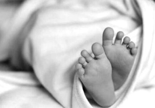 दोलखा पहिरो : ४ महिने शिशुको ज्यान गयो, आमा घाइते