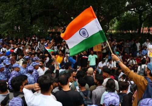 ककरोच पार्टीका संस्थापक अभिजीत दिपकेलाई प्रहरीले पक्राउ गर्‍यो