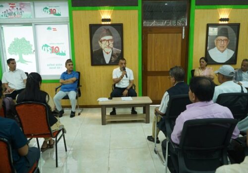 समसामयिक राजनीतिक घटनाक्रमबारे छलफल गर्न कांग्रेसको आकस्मिक बैठक सुरु