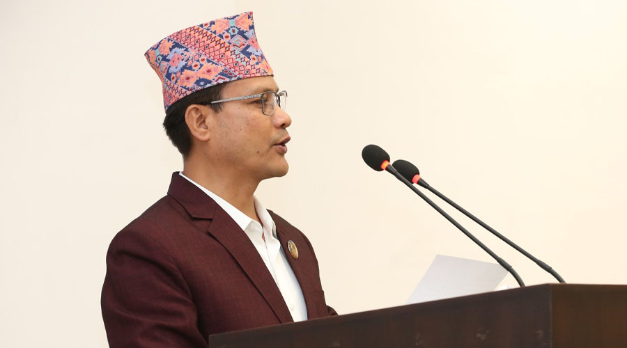 ‘शाही निरंकुशतासँग नझुकेको प्रेस गाडी तेर्स्याएर तर्सिँदैन’ : रास्वपा सचेतक परियार