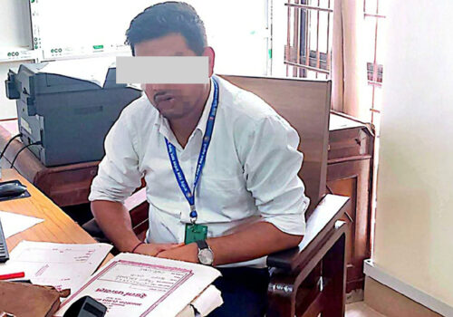 घुसकाण्डमा कर अधिकृत पक्राउ, ५ लाख रुपैयाँसहित रंगेहात नियन्त्रणमा
