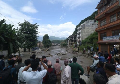 बाढीले रसुवामा ९ बैंकका शाखा ध्वस्त, कर्मचारी सम्पर्कमा