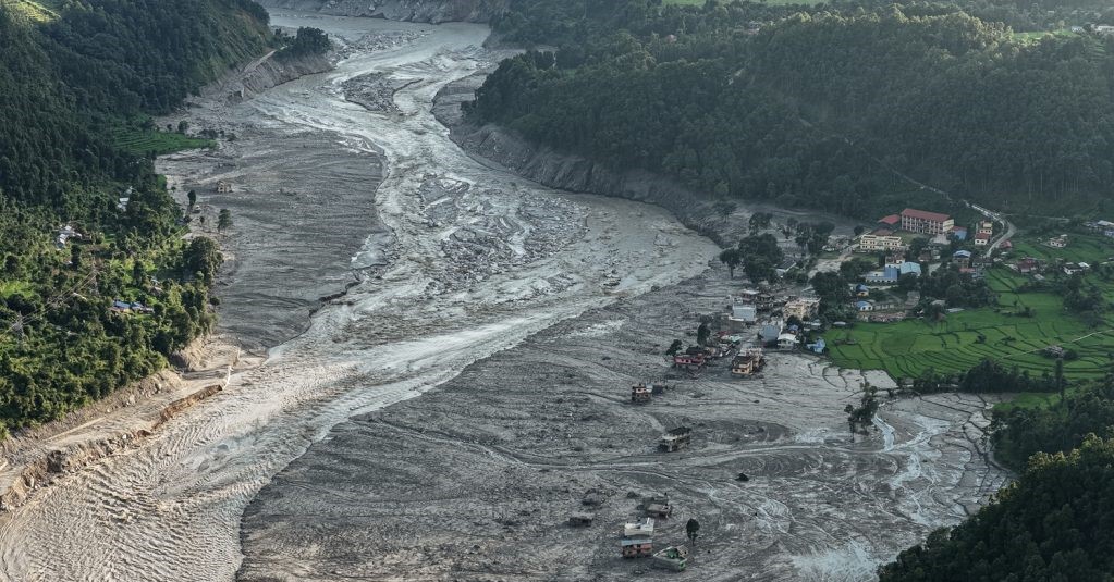रसुवा बाढीमा मृत्यु हुनेको संख्या ७३४ पुग्यो