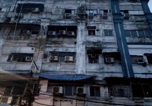 कोलकाताको होटलमा मध्यराति भीषण आगलागी, ९ जनाको मृत्यु