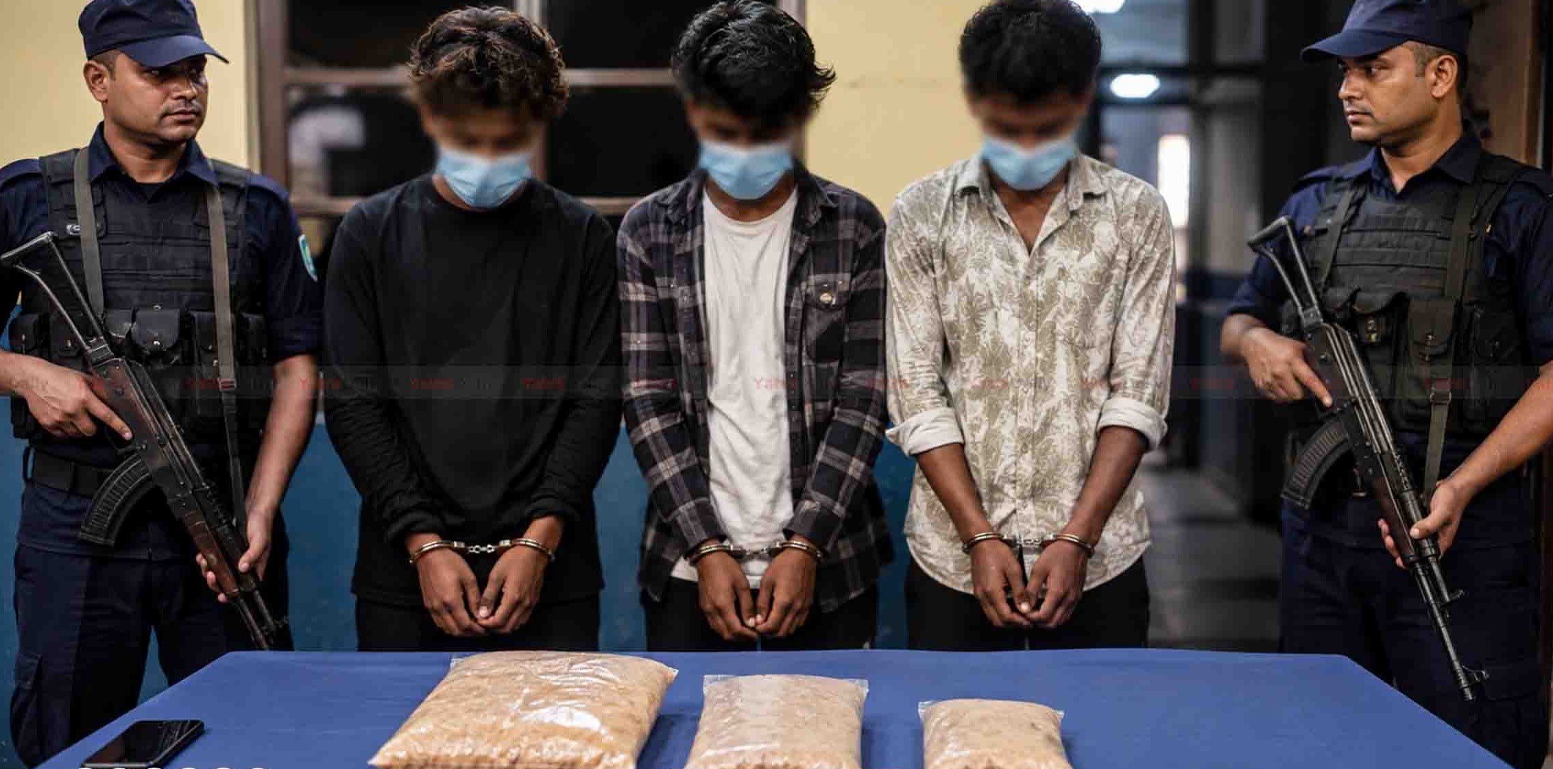 गोलबजारमा ब्राउन सुगरसहित तीन जना प्रहरीको नियन्त्रणमा