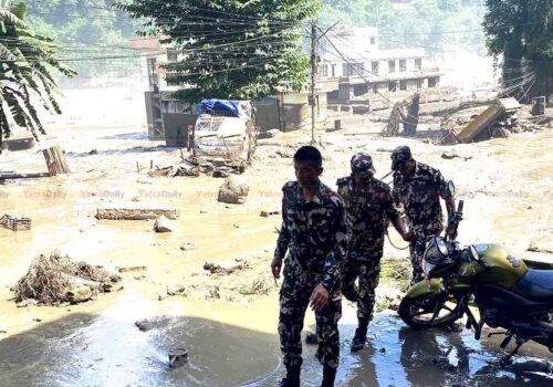 रसुवा बाढीमा ९ सशस्त्र प्रहरीसहित ५० तीर्थयात्री सम्पर्कविहीन