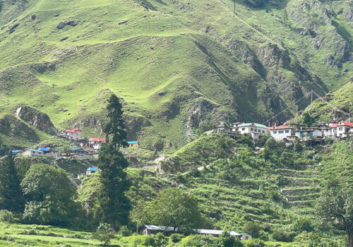 एक महिनादेखि सञ्चारविहीन त्रिपुरासुन्दरीका दुई वडा
