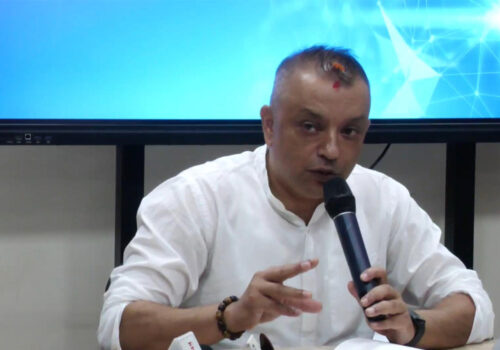बाढी उद्धारमा विदेशी सहयोग लिन सरकारलाई गगन थापाको आग्रह