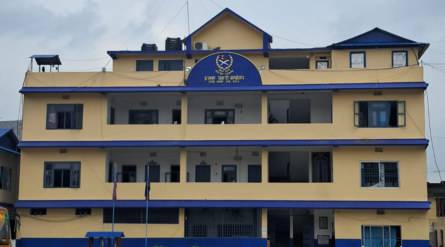सर्ट गनसहित झापामा एक युवक प्रहरीको नियन्त्रणमा
