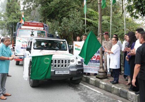 नेपालका बाढीपीडितलाई सिक्किमको सहयोग, राहत र स्वास्थ्य सामग्री पठाइयो
