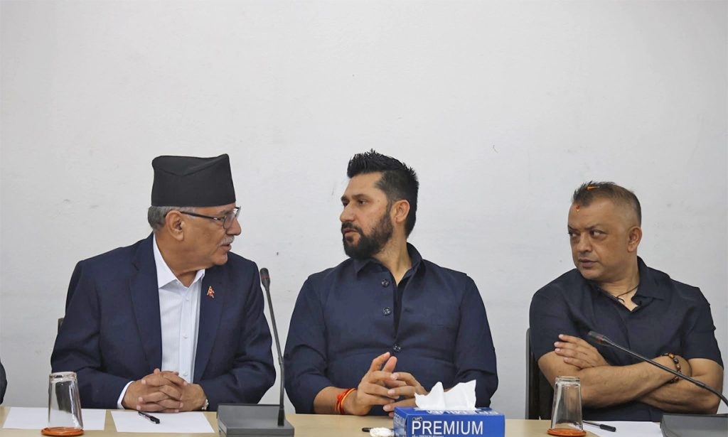 विपत्तिमा कोही एक्लो नहोस् भन्दै प्रचण्डको साझा संकल्पको आह्वान