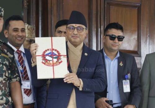 चालु आर्थिक वर्षको पहिलो महिना : कुल बजेट खर्च घट्यो, पूँजीगत खर्चमा सुधार