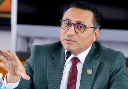 वैदेशिक सहायता घट्दैछ, नयाँ पूँजीतर्फ अघि बढ्दैछौँ : अर्थमन्त्री