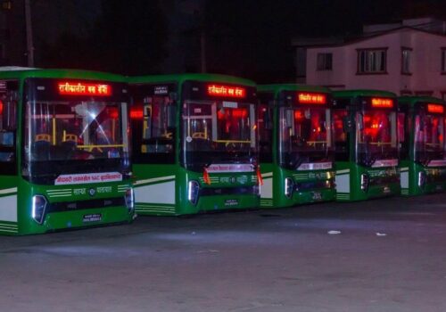 उपत्यकामा रात्री बस सेवा थपियो, अब ६ रुटमा ३० बस चल्ने