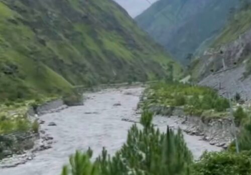 पहिरो पन्छाएपछि भेरी करिडोर सडक पुनः सञ्चालनमा