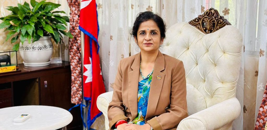 उद्योगमन्त्री यादवले पदबाट दिइन् राजीनामा