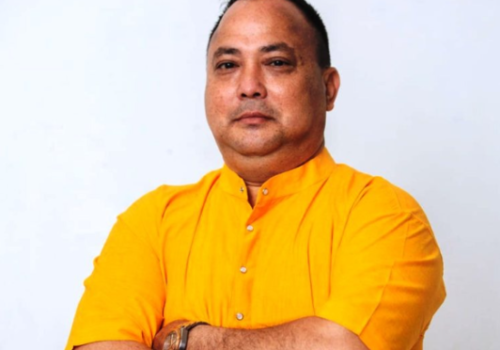 वीरगञ्ज महानगरपालिकामा प्रमुख राजेशमान सिंहले लिए पदभार