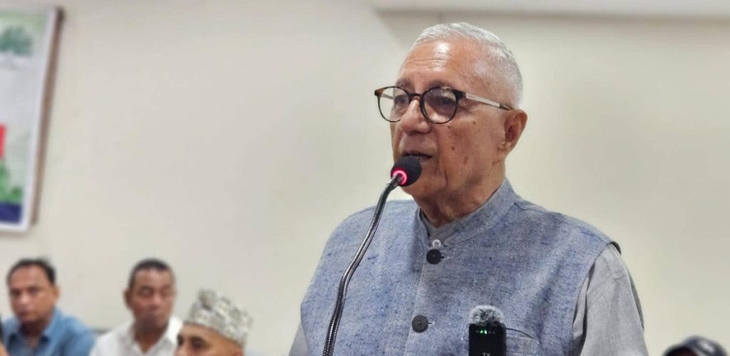 महाधिवेशन रोक्दै मध्यमार्गी समाधान खोज्न शेखर कोइरालाको प्रस्ताव