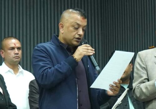 कांग्रेस सभापति बनेपछि गगन थापाले लिए शपथ