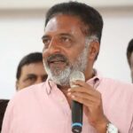 ‘लोकतान्त्रिक बाटोबाटै सरकार बदल्छौँ’ : अभिनेता प्रकाश राज