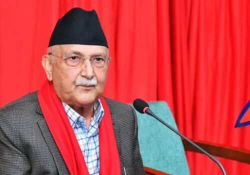 सरकारी हेलिकप्टर कुनै संस्थाको निजी सम्पत्तिजस्तो बनाइयो : ओली